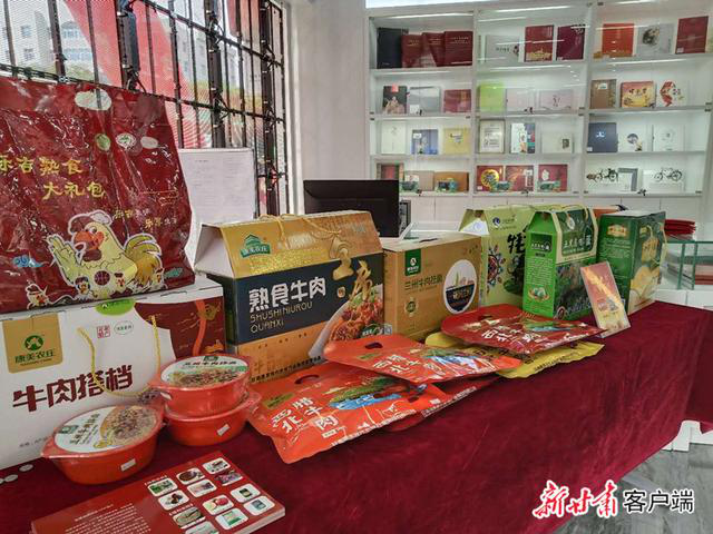 202012031606988583526364.png 簡報1.png